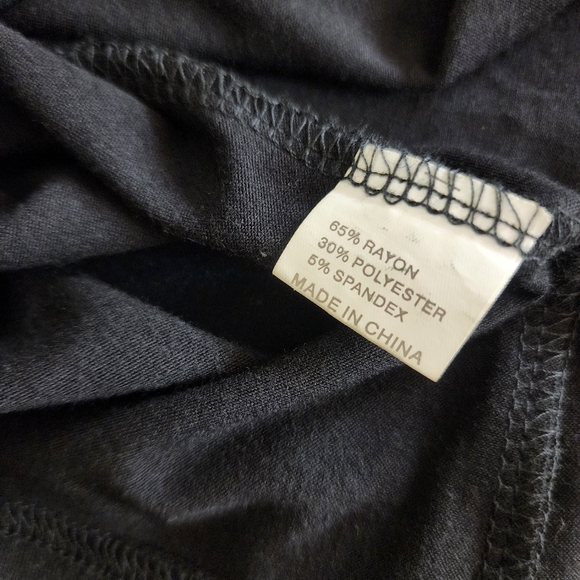 Black Casual Basic Tee T-shirt Small Short Sleeve Henley Shirt Minimalist Soft - Picture 8 of 10